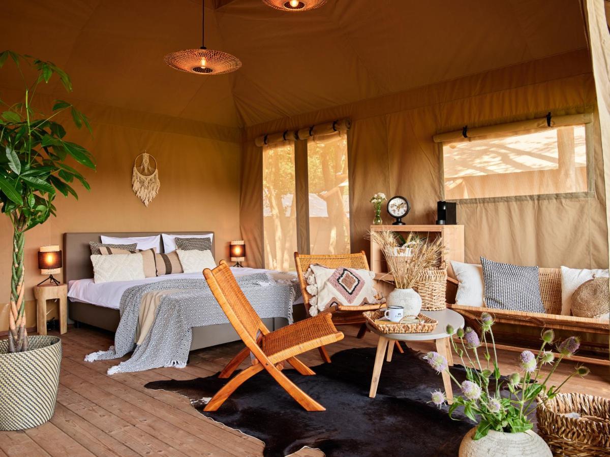 Zatoria Luxury Glamping Zator Otel Dış mekan fotoğraf